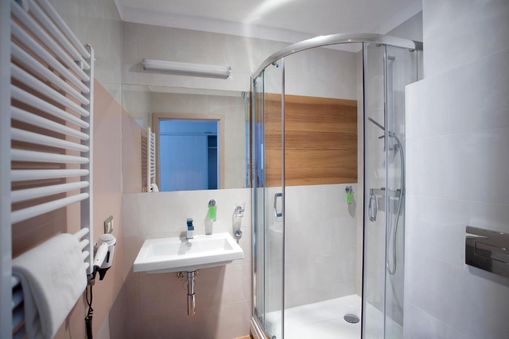 Hotel Kristoff Łaszków Rum bild