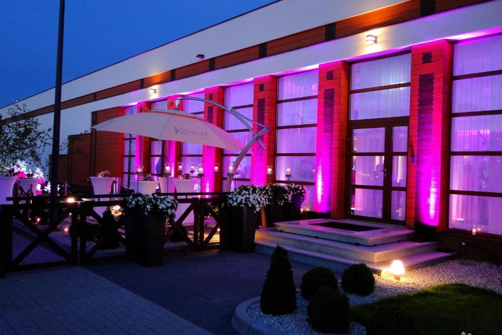 Hotel Kristoff Łaszków Exteriör bild